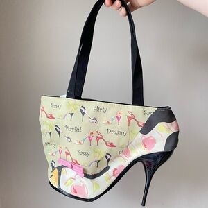 Women's Black-Handled High Heel Printed and Shaped Purse